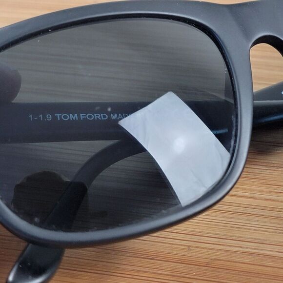 Tom Ford Stephenson Black Sunglasses TF775 01H Polarized 56 19 145 3P Italy - Picture 11 of 14